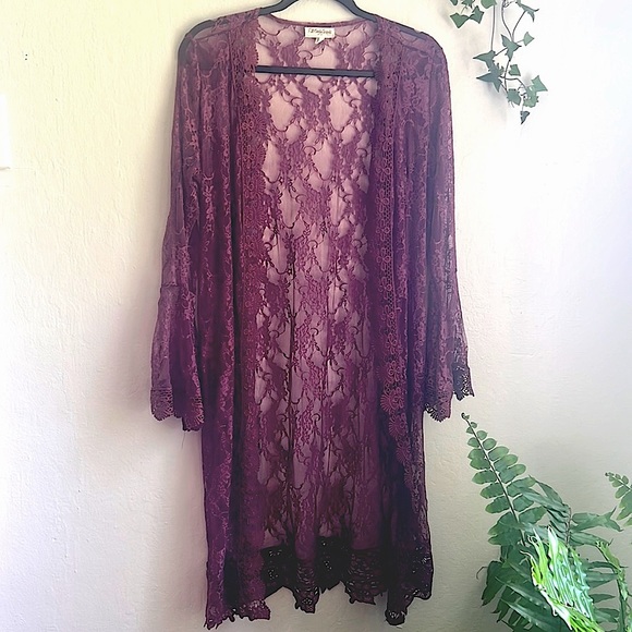 Full Circle Trends Other - Full Circle Trends Lace Coverup
